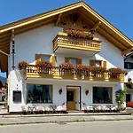Gaestehaus U Ferienwohnungen Veronika Incl Koenigscard Mit 200 Kostenlosen Attraktionen