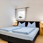 Gaestehaus U Ferienwohnungen Veronika Incl Koenigscard Mit 200 Kostenlosen Attraktionen Apartment Unterammergau