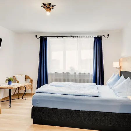 Апартаменты Gaestehaus U Veronika Incl Fruehstuecksbuffet Und Koenigscard Mit 200 Kostenlosen Attraktionen *