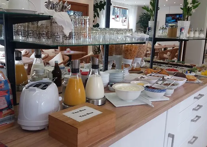 Gaestehaus U Veronika Incl Fruehstuecksbuffet Und Koenigscard Mit 200 Kostenlosen Attraktionen