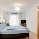 Gaestehaus U Ferienwohnungen Veronika Incl Koenigscard Mit 200 Kostenlosen Attraktionen 아파트 *