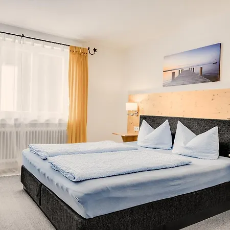 Apartment Gastehaus Veronika: Breakfast Buffet & Königscard Attractions Included