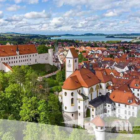Gaestehaus U Veronika Incl Fruehstuecksbuffet Und Koenigscard Mit 200 Kostenlosen Attraktionen Apartament Unterammergau